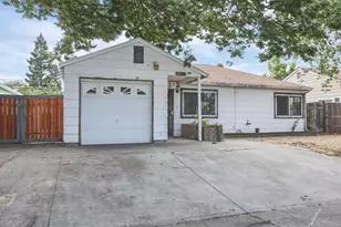 4981 71st St, Sacramento, CA 95820 - Photo 6
