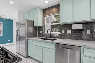 3438 36th St, Sacramento, CA 95817 - Photo 10
