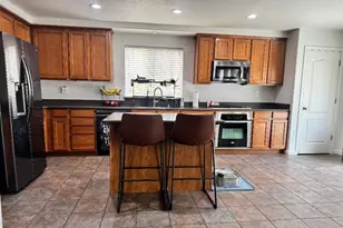2558 Allen Cir, Woodland, CA 95776 - Photo 6