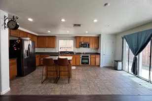 2558 Allen Cir, Woodland, CA 95776 - Photo 6
