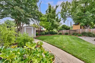 5422 Earnell St, Carmichael, CA 95608 - Photo 34