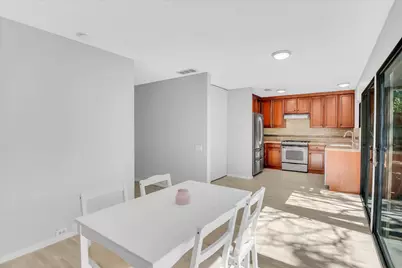 8 Adelphi Court, Sacramento, CA 95825 - Photo 10