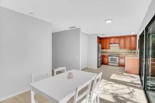 8 Adelphi Ct, Sacramento, CA 95825 - Photo 10