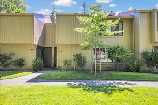 8 Adelphi Ct, Sacramento, CA 95825 - Photo 2