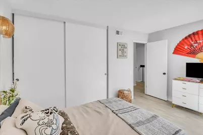 8 Adelphi Court, Sacramento, CA 95825 - Photo 18