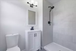 4607 Hixon Cir, Carmichael, CA 95608 - Photo 32