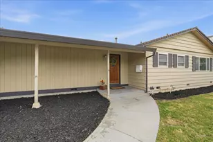 4607 Hixon Cir, Carmichael, CA 95608 - Photo 14