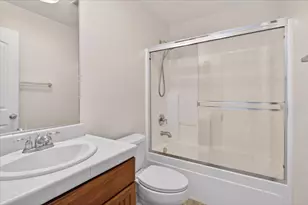8375 Oliva Rd, Roseville, CA 95678 - Photo 20