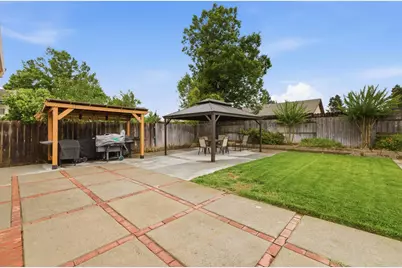 969 Colson Way, Galt, CA 95632 - Photo 32