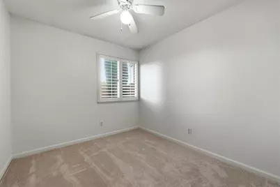 592 Charlemagne Lane, Tracy, CA 95376 - Photo 10