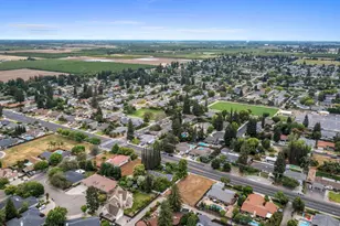 2340 E Hawkeye Ave, Turlock, CA 95380 - Photo 46