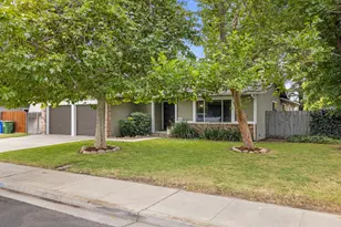 2340 E Hawkeye Ave, Turlock, CA 95380 - Photo 2