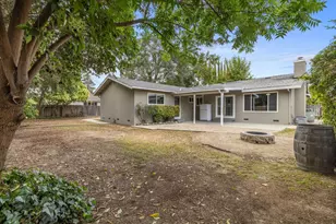 2340 E Hawkeye Ave, Turlock, CA 95380 - Photo 36