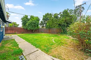 7406 Alix Pkwy, Sacramento, CA 95823 - Photo 28