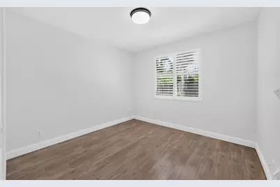 5313 Tersk Way, Elk Grove, CA 95757 - Photo 16