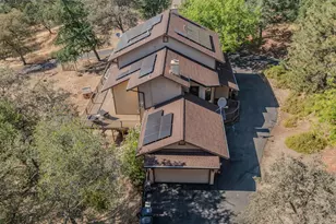 5681 Honeycomb Ln, Shingle Springs, CA 95682 - Photo 16