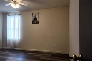 7721 39th Ave, Sacramento, CA 95824 - Photo 8
