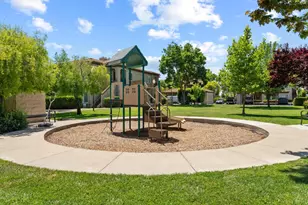 4200 E Commerce Way, Sacramento, CA 95834 - Photo 18