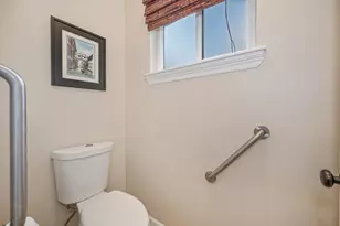 325 Diamond Oaks Rd, Roseville, CA 95678 - Photo 32