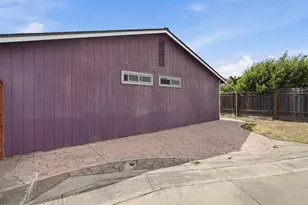 2180 Del Playa Ct, Stockton, CA 95206 - Photo 8