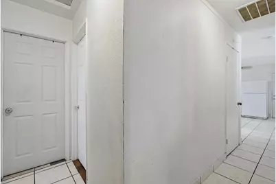 2180 Del Playa Court, Stockton, CA 95206 - Photo 18