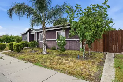 2180 Del Playa Court, Stockton, CA 95206 - Photo 4