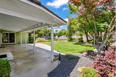 301 Robin Hood Drive, Modesto, CA 95350 - Photo 22