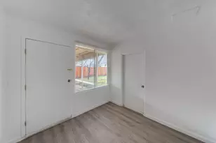 2190 Meadowglen Ave, Sacramento, CA 95832 - Photo 14
