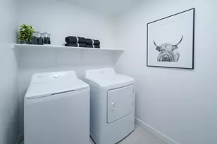 10199 Ragan Dr, Elk Grove, CA 95757 - Photo 14