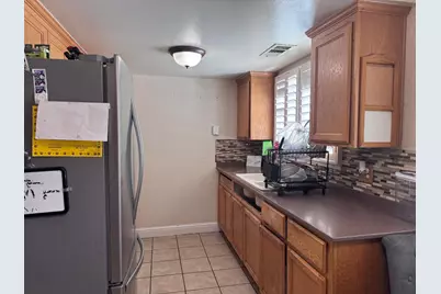2151 S Pilgrim Street, Stockton, CA 95206 - Photo 4