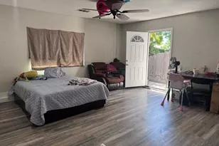 2151 S Pilgrim St, Stockton, CA 95206 - Photo 18