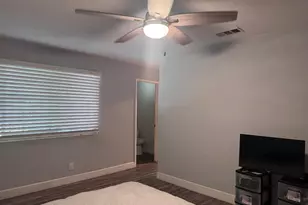 2151 S Pilgrim St, Stockton, CA 95206 - Photo 12