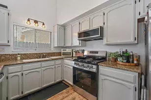 5208 Olivehurst Way, Elk Grove, CA 95758 - Photo 10