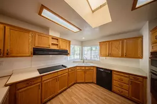 Rock Crest Ln, Citrus Heights, CA 95621 - Photo 2