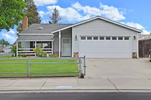 757 Clemens Ct, Ripon, CA 95366 - Photo 1