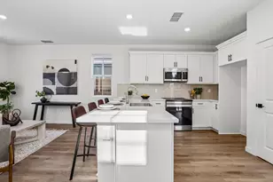 6449 Ventris Walk, Sacramento, CA 95823 - Photo 10