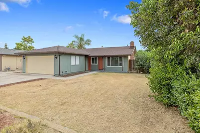 534 W Swift Avenue, Clovis, CA 93612 - Photo 2