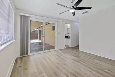 534 W Swift Avenue, Clovis, CA 93612 - Photo 16