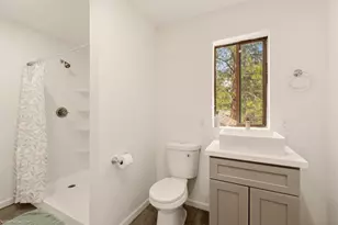 5843 Floyd Ct, Weed, CA 96094 - Photo 20