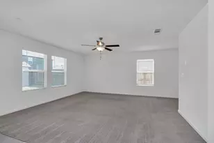324 Shafer Trail Ct, Merced, CA 95341 - Photo 16