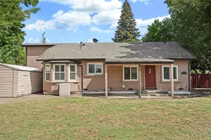 13710 E Church St, Lockeford, CA 95237 - Photo 2