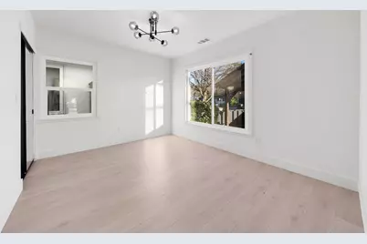 5401 J Street, Sacramento, CA 95819 - Photo 18