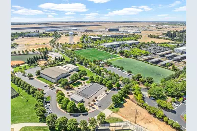 3255 Laurelhurst Drive, Rancho Cordova, CA 95670 - Photo 18