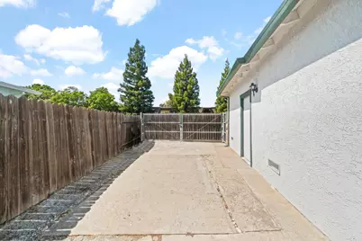 3255 Laurelhurst Drive, Rancho Cordova, CA 95670 - Photo 14