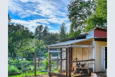 10016 E Lime Kiln Road, Grass Valley, CA 95949 - Photo 14