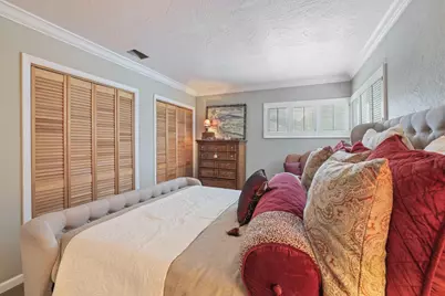 1174 Oxford Way, Stockton, CA 95204 - Photo 32
