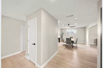 2785 Mendel Way, Sacramento, CA 95833 - Photo 10