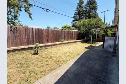 5927 Lemon Park Way, Sacramento, CA 95824 - Photo 36