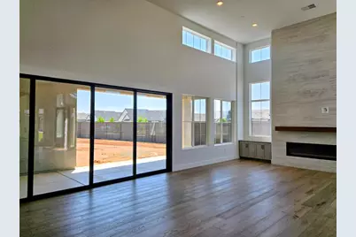 8565 Martin Andrew Circle, Roseville, CA 95747 - Photo 2