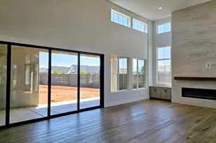 8565 Martin Andrew Cir, Roseville, CA 95747 - Photo 2